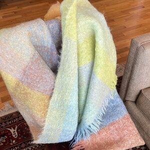 Vintage100% Scottish MOHAIR THROW